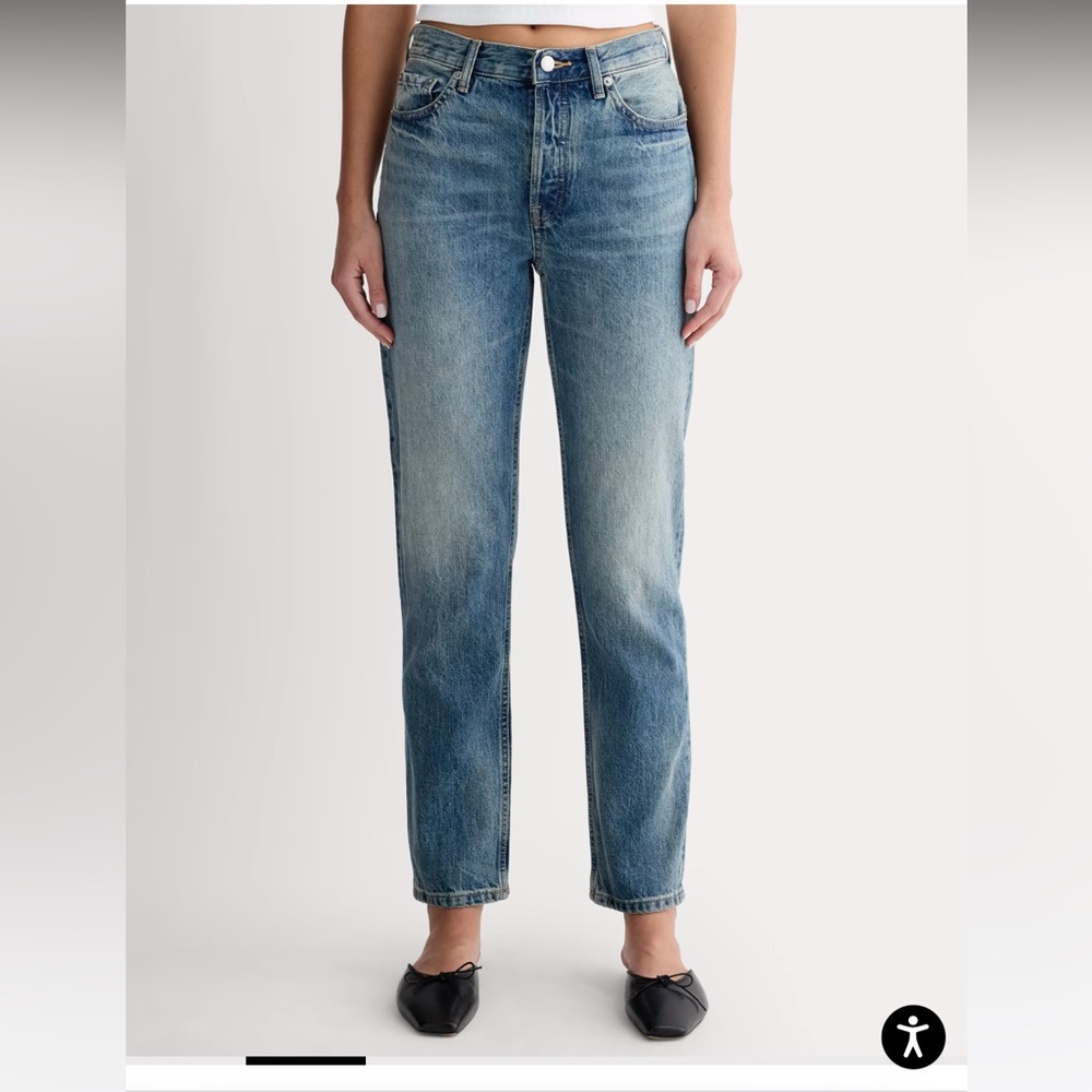 Everlane The ’90s Cheeky® Jean